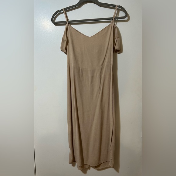 REFORMATION Rena dress in Champagne NEW with tags - Picture 4 of 7